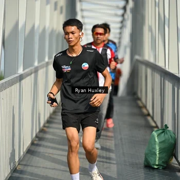 Runner Photo 8133169