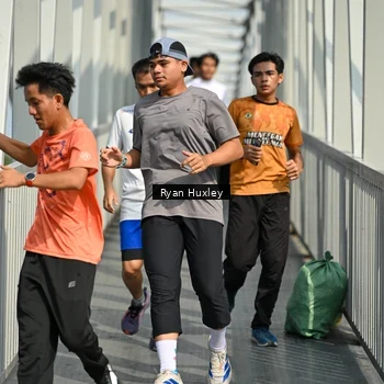 Runner Photo 8133179
