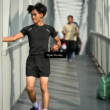 Runner Photo 8133239