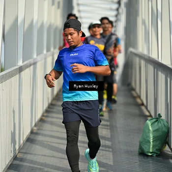 Runner Photo 8133245