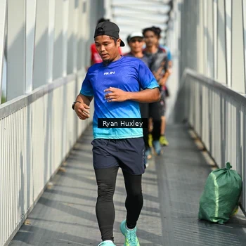 Runner Photo 8133259