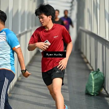 Runner Photo 8133265