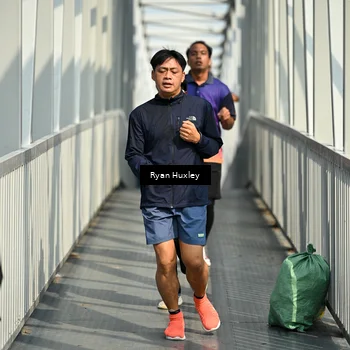 Runner Photo 8133278