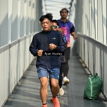Runner Photo 8133288