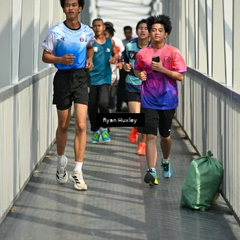 Runner Photo 8133299