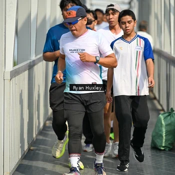 Runner Photo 8133373