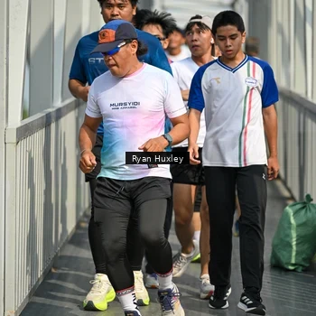 Runner Photo 8133378