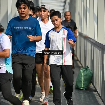 Runner Photo 8133379