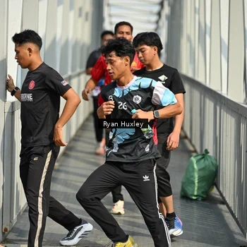 Runner Photo 8133399