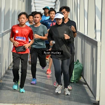Runner Photo 8133429