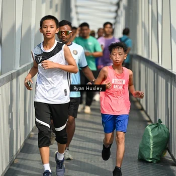 Runner Photo 8133501