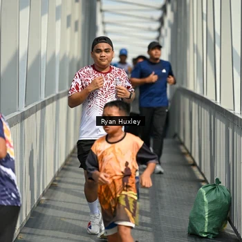 Runner Photo 8133636