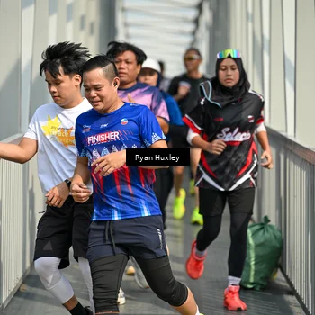 Runner Photo 8133715