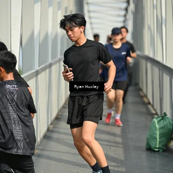 Runner Photo 8133745