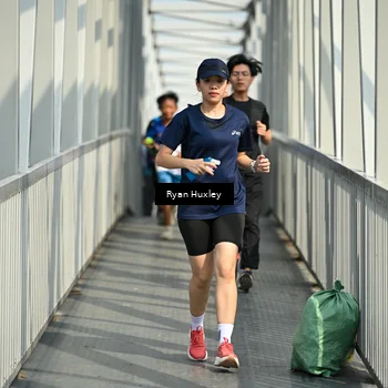 Runner Photo 8133748