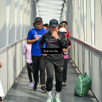 Runner Photo 8133798