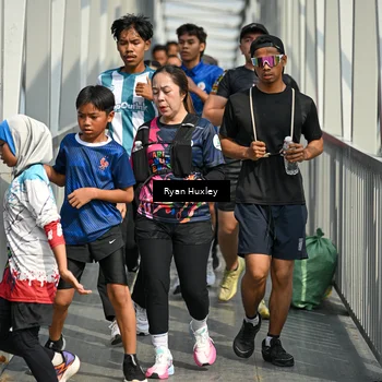 Runner Photo 8133849