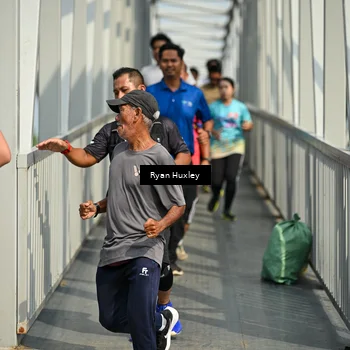 Runner Photo 8133859