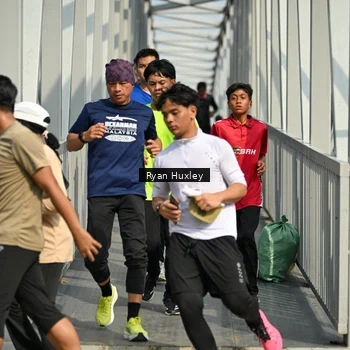 Runner Photo 8133881