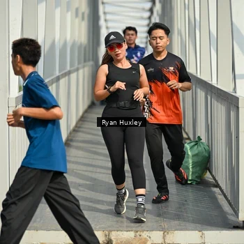 Runner Photo 8133912
