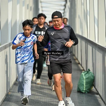 Runner Photo 8133921