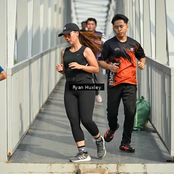 Runner Photo 8133924