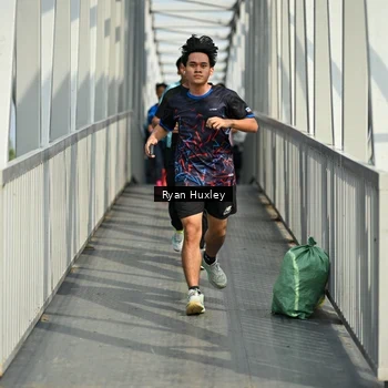 Runner Photo 8133939