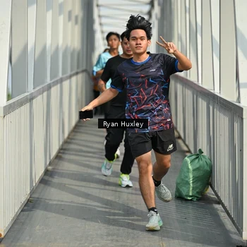 Runner Photo 8133940