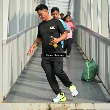 Runner Photo 8133947