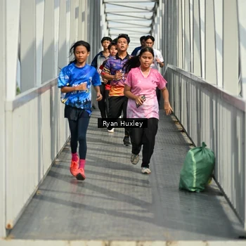 Runner Photo 8133958
