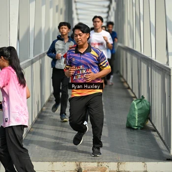 Runner Photo 8133961