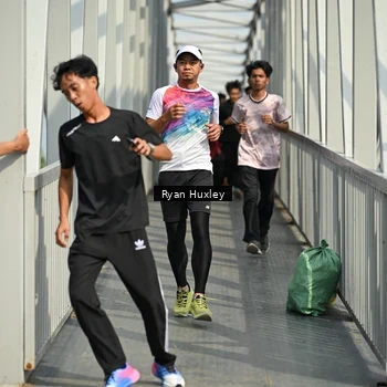 Runner Photo 8133986