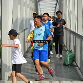 Runner Photo 8134011