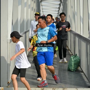 Runner Photo 8134012