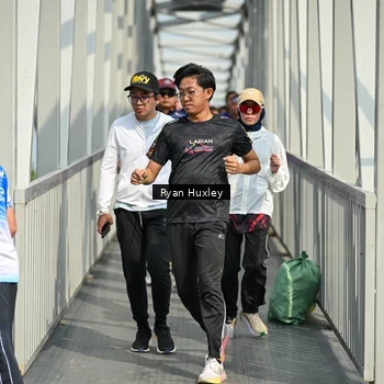 Runner Photo 8134022