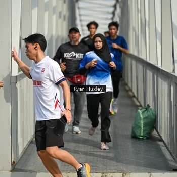 Runner Photo 8134026