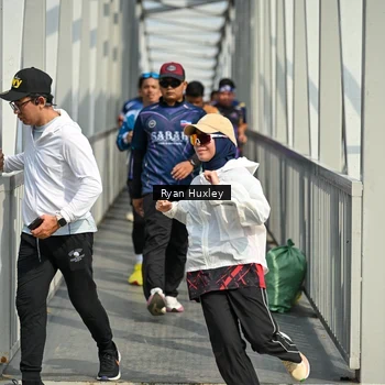 Runner Photo 8134035