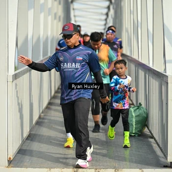 Runner Photo 8134041