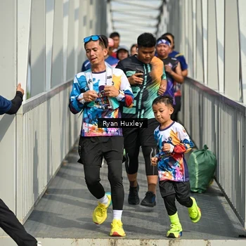 Runner Photo 8134044