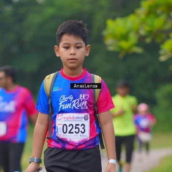 Runner Photo 8134054