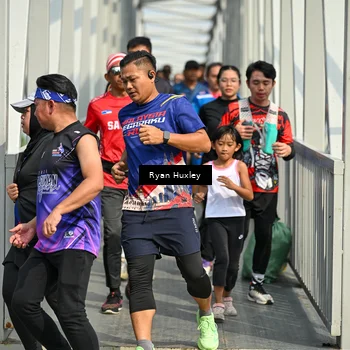 Runner Photo 8134062