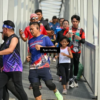Runner Photo 8134068