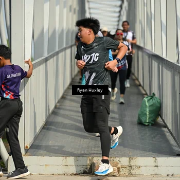 Runner Photo 8134210