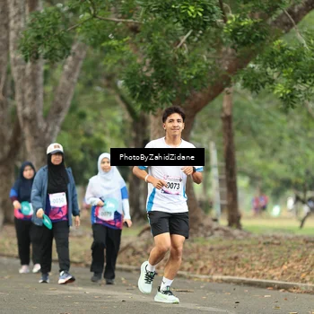 Runner Photo 8134215