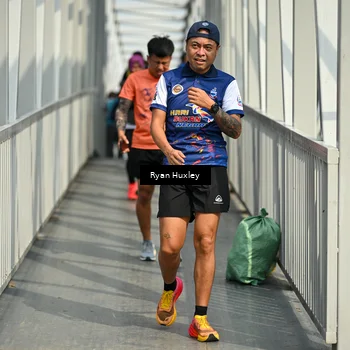 Runner Photo 8134246