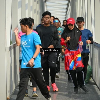 Runner Photo 8134532