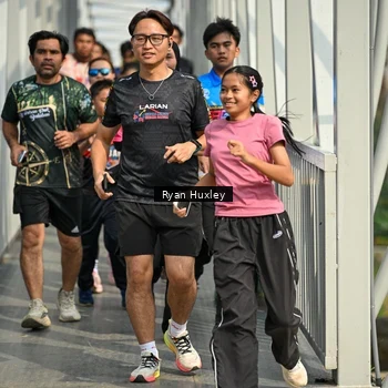 Runner Photo 8134554