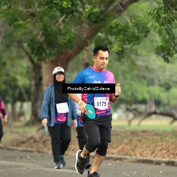 Runner Photo 8134572