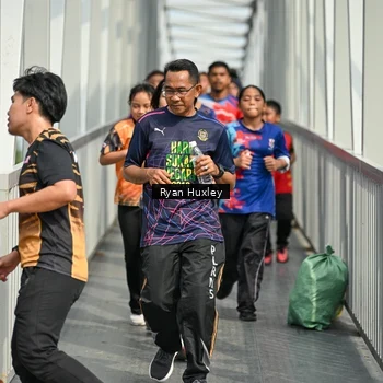 Runner Photo 8134696