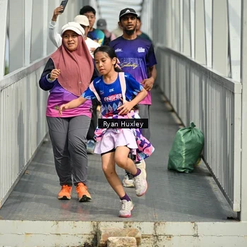 Runner Photo 8134792